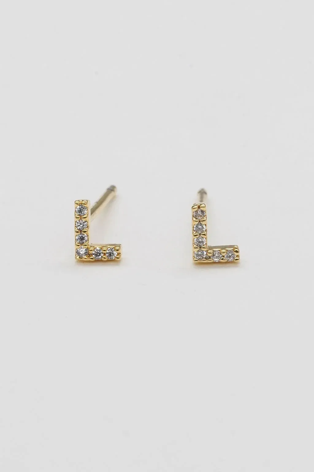 SHINY INITIAL STUD