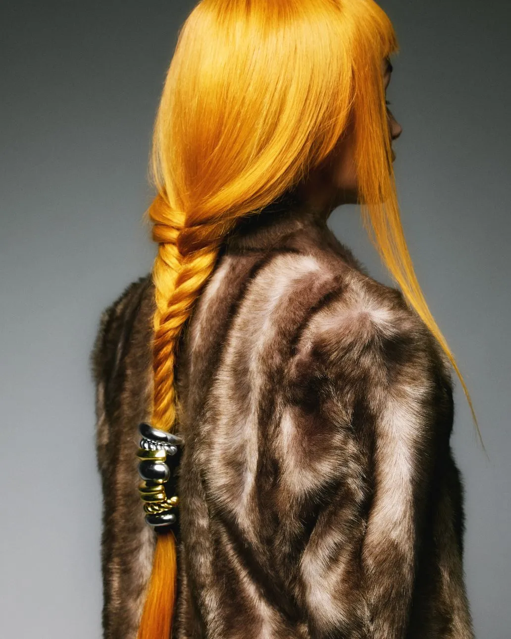 SLEEK HAIR TIE